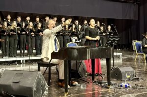 kirsehirde kim var sanat etkinligi duzenlendi PfjQnYDU.jpg